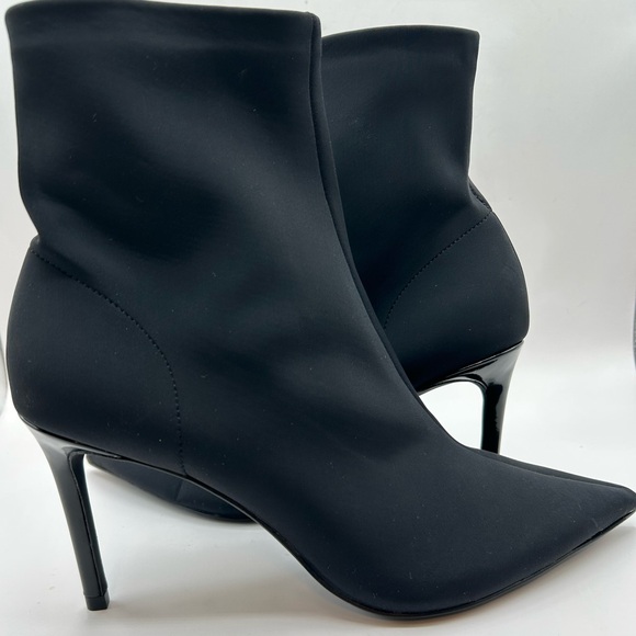 NEW Jeffrey Campbell Nixie Pointed Toe Neoprene Black Bootie Heel, Size 8 - Picture 5 of 12